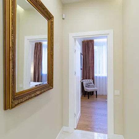 公寓 Luxury In Putvinskio Street