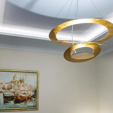 Luxury In Putvinskio Street *