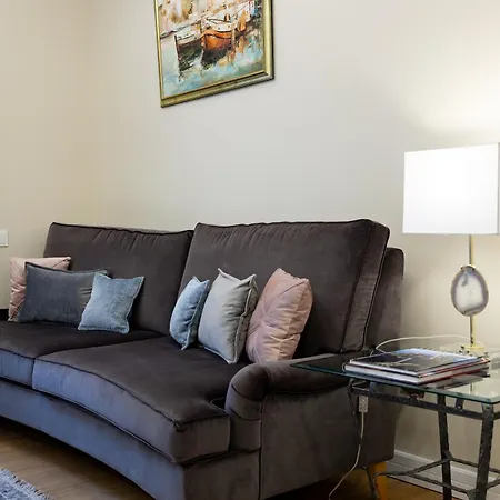 Apartment Luxury In Putvinskio Street