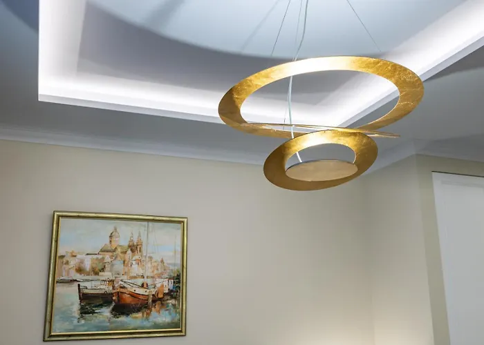 Luxury In Putvinskio Street *